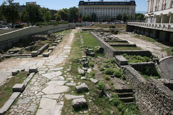 Всички елементи ще бъдат в зелена среда.