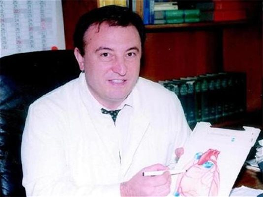 Д-р Борислав Ацев, кардиолог в университетската болница “Св. Екатерина” в София. Той отговаря на въпроса на Стоян Петров