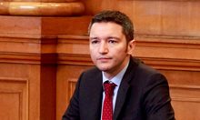 Правителство цели основно да защити Бойко Борисов