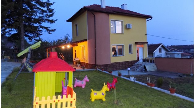 Къщата на циганската фамилия в Горна Оряховица