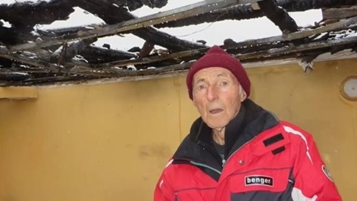 80-годишният Хюсеин вижда падналата ракета / Кадър: Нова телевизия