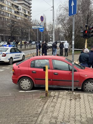 Задържаната ще остане на местопрестъплението до приключване на обработката на мястото