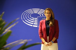 Цветелина Пенкова: Европейският парламент настоява върховенството на закона да е основен критерии за отпускане на средства