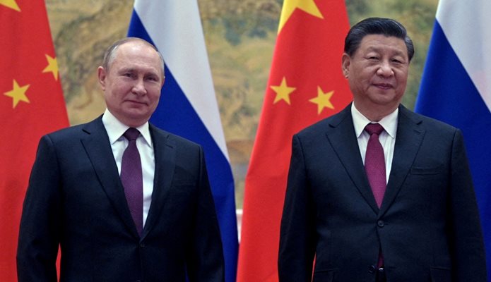 Президентите на Русия и Китай - Владимир Путин и Си Дзинпин. СНИМКА: РОЙТЕРС