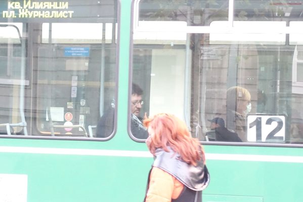 Обсъжда се дали градският транспорт в София да работи с намалено работно време