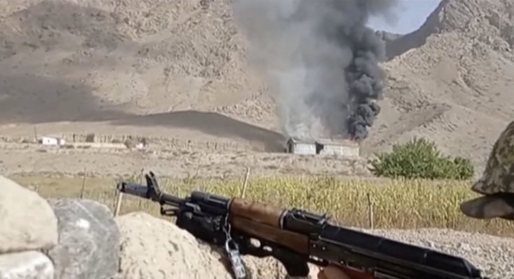 Кадър от видео на киргизката гранична служба, показващо стрелбата по границата с Таджикистан.

СНИМКИ: РОЙТЕРС