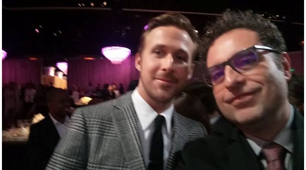 Тео позира със актьора Райън Гослинг от най-номинирания филм за годината "Ла Ла Ленд"