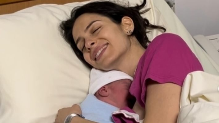 Даяна Ханджиева призна: Понякога съм на ръба с бебето Антони