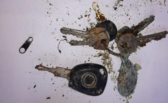 Това са ключовете от колата на Йордан, които са намерени в Негован.