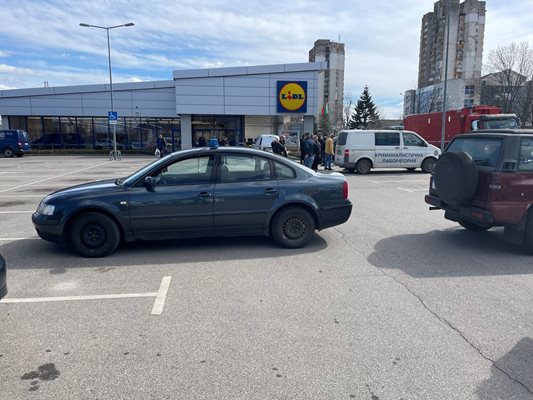 Обир на инкасо автомобил във Враца Снимка: Булнюз