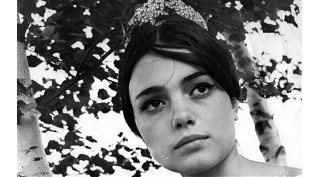 ПЪРВЕНЕЦ: Брани- мира Антонова е “Мис България” за 1967 г.