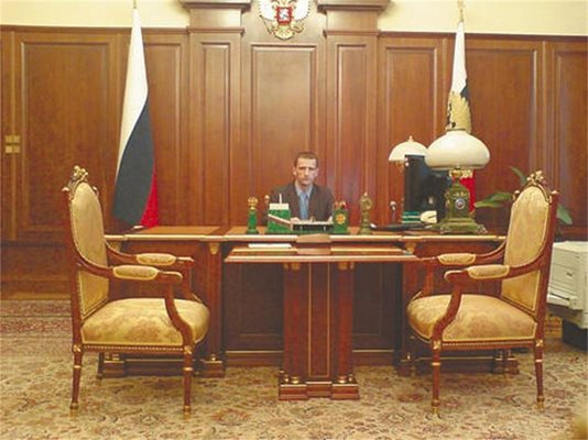 Похитител окупира бюрото на Путин