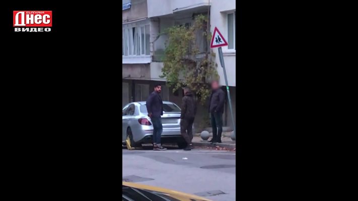 Божинов и Джизъса в опасна близост (Видео)