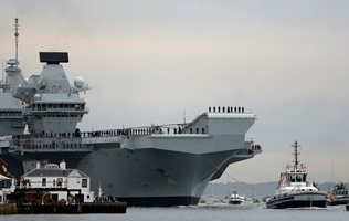 Великобритания изпраща два военни кораба в Черно море
