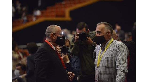Президентът на ПЕС Сергей Станишев (вляво) отпадна от новия Национален съвет, но Антон Кутев се класира.