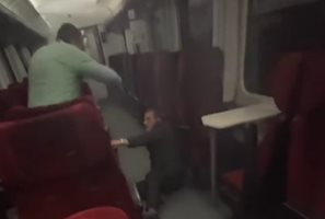 Пътник нападна кондуктор с ритници и псувни в бързия влак от Видин до Курило Кадър: Фейсбук/Никола Илиев