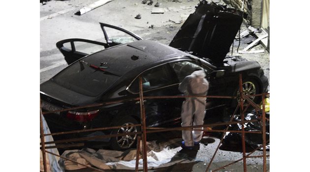 БОМБА: Колата на журналиста Иво Пуканич, взривена на 23 октомври 2008 г
