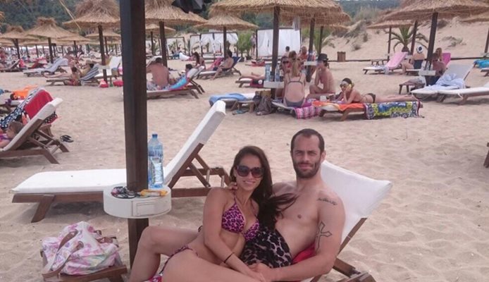 На плажа в Созопол в края на миналия месец, когато заедно празнуват 31-ия  рожден ден