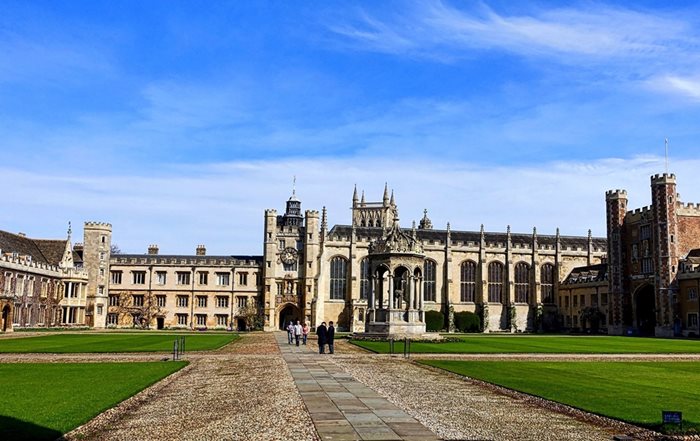 Университетът в Кеймбридж