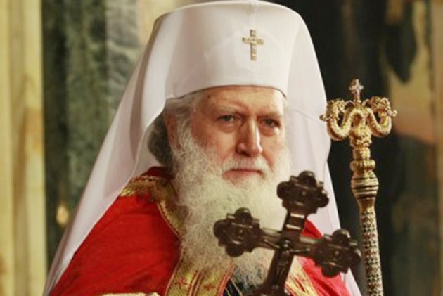  Неофит е патриарх от 9 години