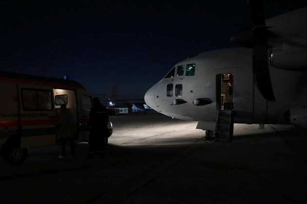 Самолетът "Спартан" е излетял в 6,30 ч сутринта днес от София. Екипът се е върнал обратно в 11,17 ч.