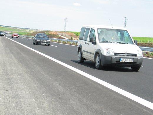 Магистралата от Бургас до Варна - с пари от бюджета, частници искат тази от Велико Търново до Русе и тунела под Шипка