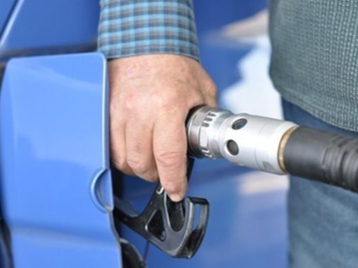КЗК обяснява за картела на пазара на горива