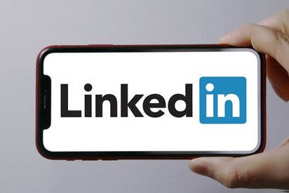 LinkedIn спира китайската си версия, ще прави ново приложение само за обяви за работа