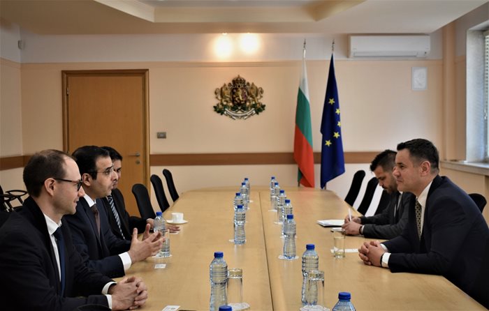 Министъра на икономиката и индустрията Никола Стоянов  се срещна с Мохамад Алхакбани, главен изпълнителен директор на саудитската компания „Tawal“ и представители на неговия управленски екип.