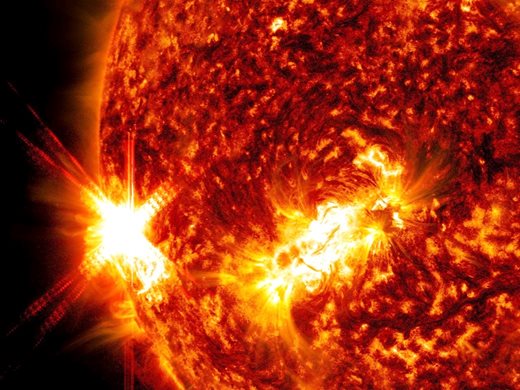 НАСА засне мощно изригване на Слънцето в новогодишната нощ