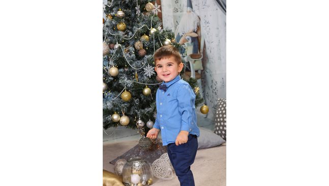 Николай Каназирев от Стара Загора е на 2 години и очаква Коледа с усмивка