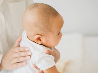 Бебетата хълцат още от утробата