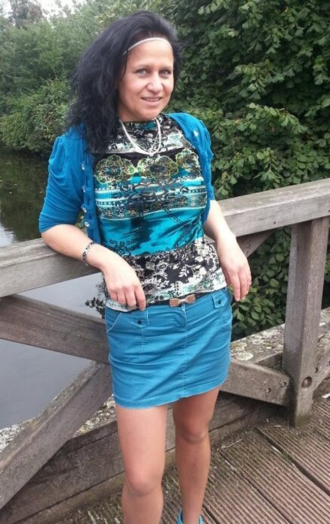 Марияна на разходка в лондонски парк  СНИМКИ: ФЕЙСБУК