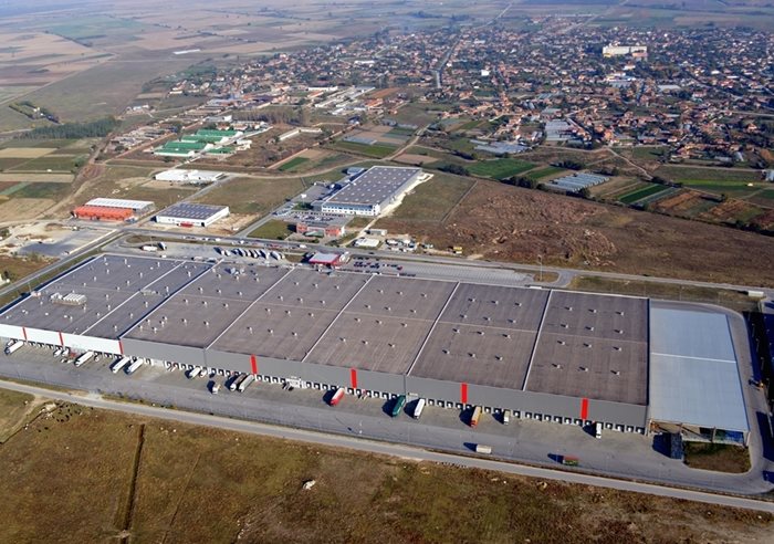В някои от заводите край Пловдив вече има освободени работници.