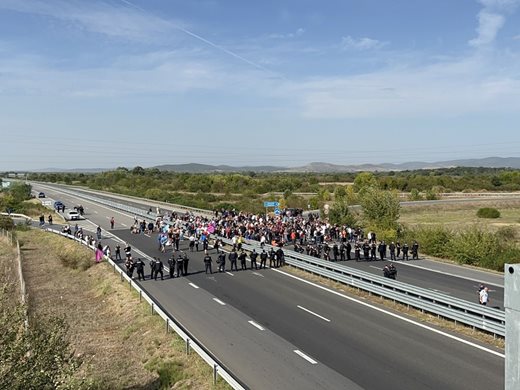 Енергетици и миньори пак на протест