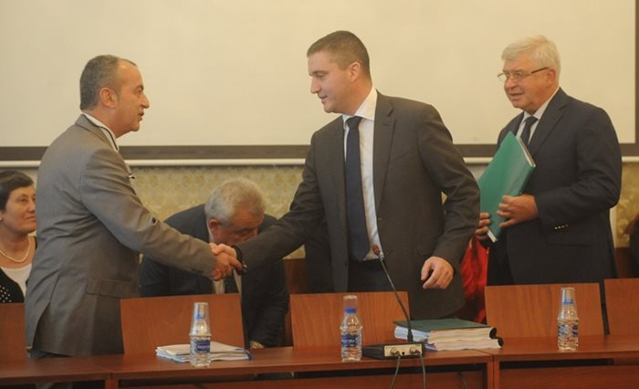 Министър Владислав Горанов заяви пред депутатите, че бюджетът за догодина е изпълним.