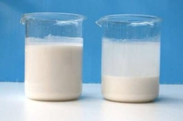 Варното мляко при евентуално предозирането не придава лугав вкус, подобно на содата
