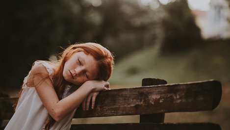 Какво причинява липсата на сън?