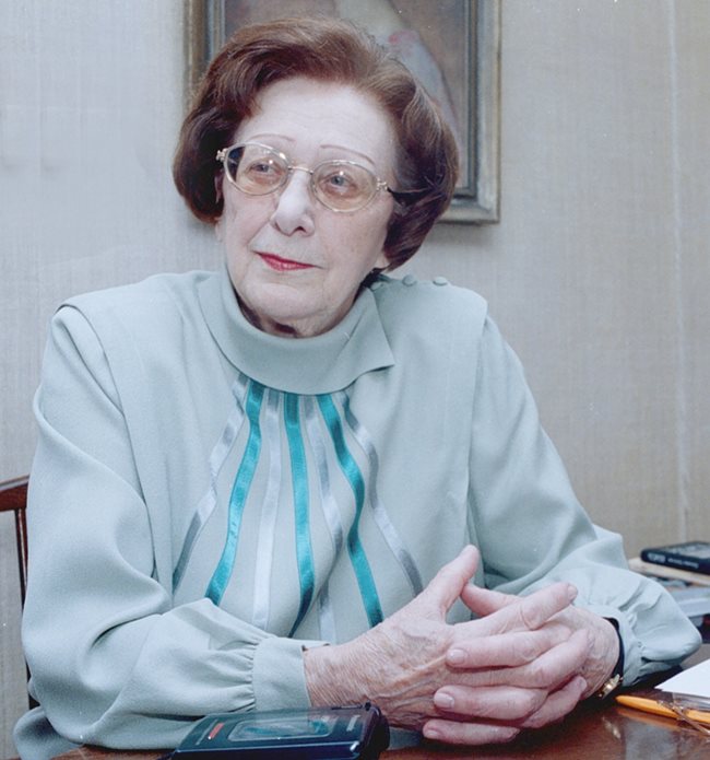 До последния ден на своите 93 години писателката изглеждаше перфектно...