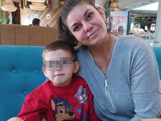 Българската Коледа: За Симеон всяка крачка е победа, вече ходи на детска градина