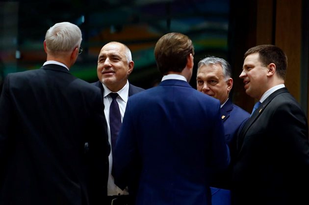 Премиерът ни говори с европейски лидери на съвета. СНИМКИ: ФЕЙСБУК