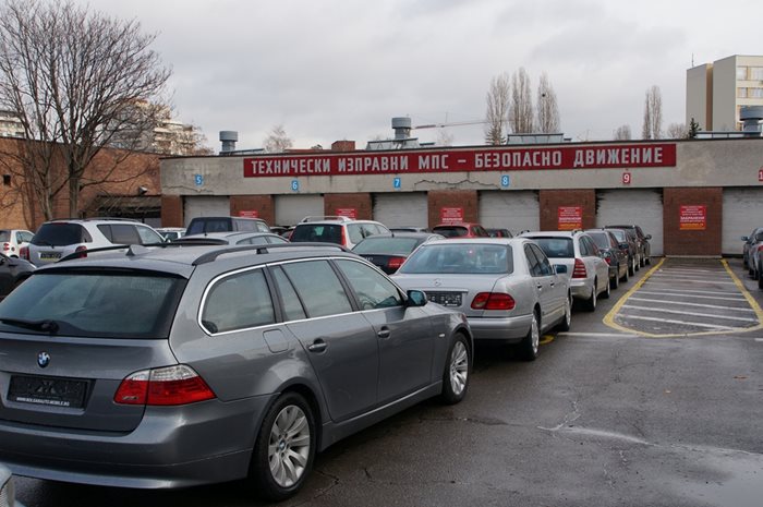 Промени в закона предвиждат първоначалната регистрация да се прави в частни пунктове.