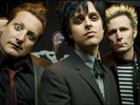 Green Day получават пълно рок обслужване