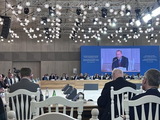 Докато Радев обявява кабинет "Донев 2", Росен Христов е в Баку на среща за Южния газов коридор