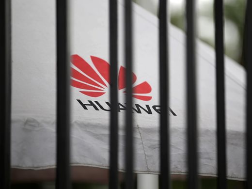 Huawei сключва сделка с руски телеком