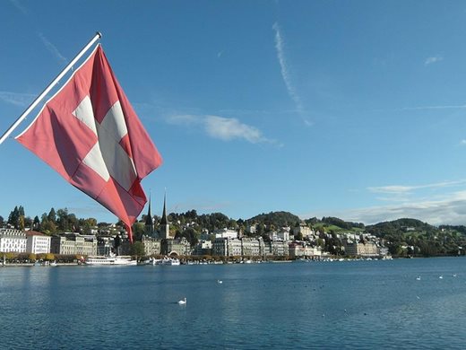 Да станеш собственик на имот в Швейцария става все по-скъпо