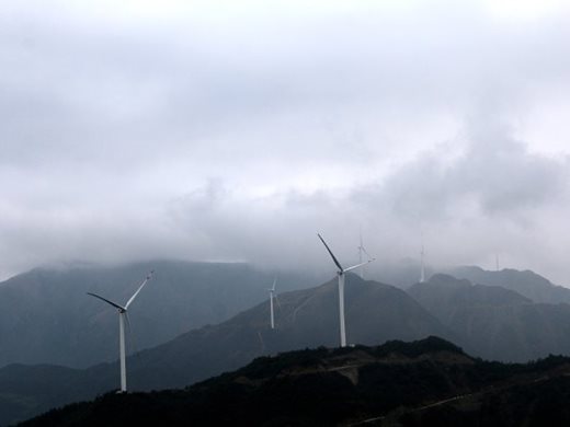 Офшорна вятърна ферма в Китай предоставя чиста енергия на Големия залив