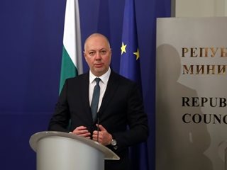 Росен Желязков разпредели ресорите на вицепремиерите