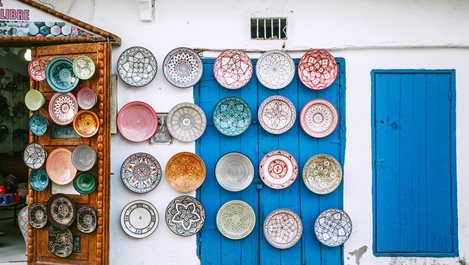 3 креативни начина да украсите стените си с чинии
