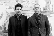 След четири години Thievery Corporation пак пеят в София